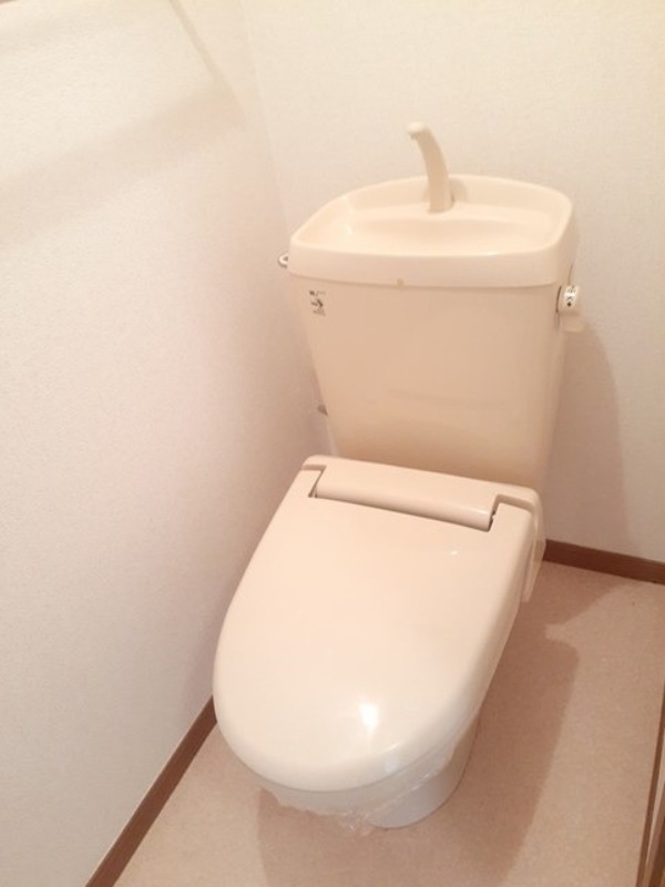 トイレ　図面と現状に相違がある場合には現状を優先