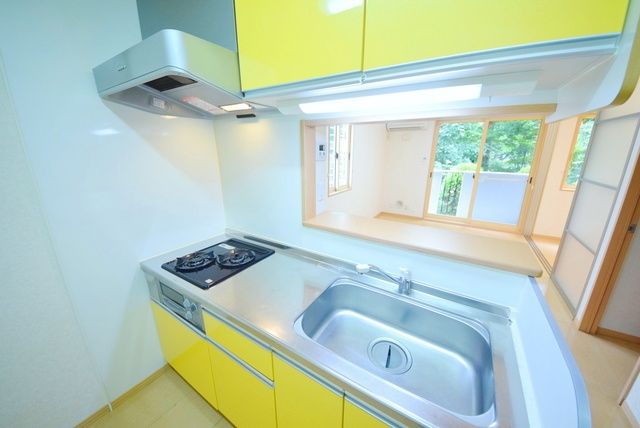 キッチン　★ガスコンロ2口のシステムキッチンです★