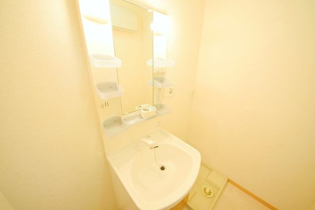 洗面設備　★浴室内の洗面器です★