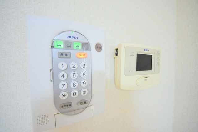 セキュリティ　★インターホンです★
