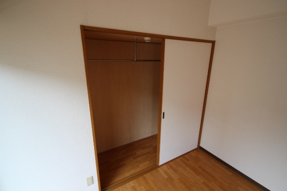 収納　※別室の写真です