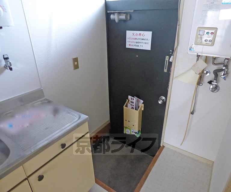 玄関　玄関です。