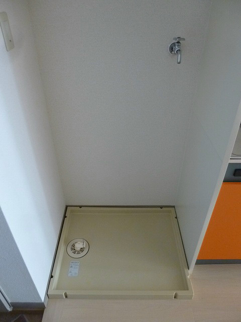 その他設備　洗濯機置き場　※写真は208号室のお部屋です。