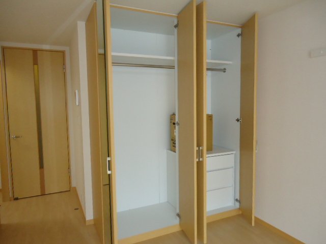 収納　クローゼット