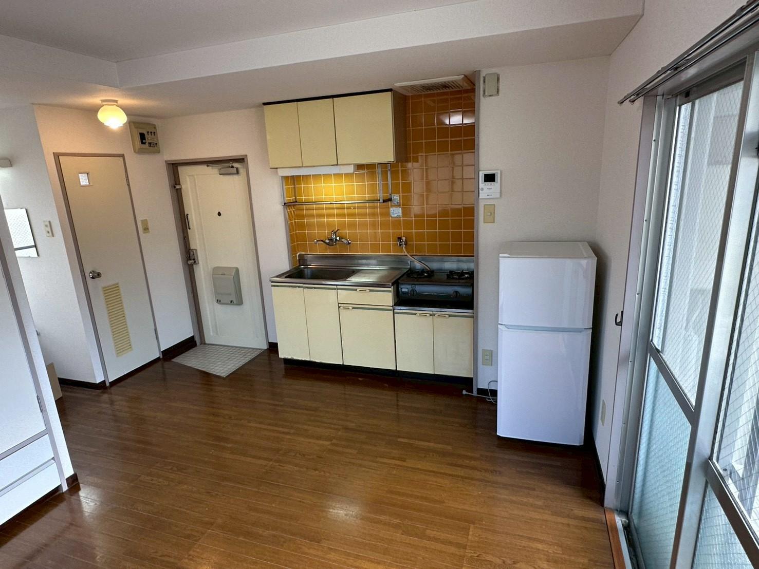 その他部屋・スペース　リビングとキッチン