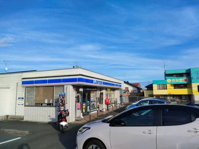 コンビニ　ローソン浜松医大前店（コンビニ）まで488m