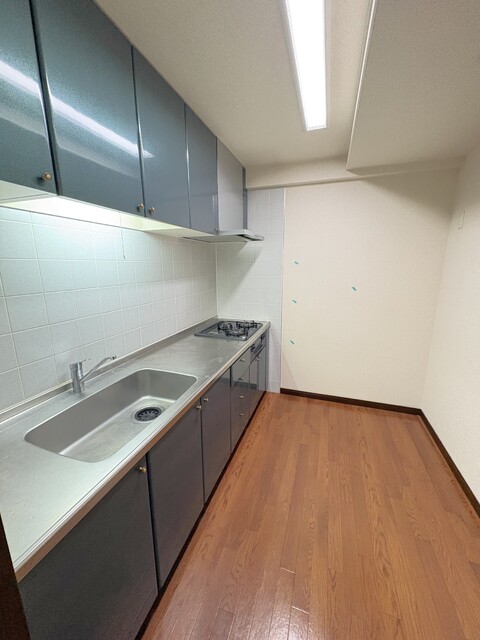 キッチン　※クリーニング前の写真です