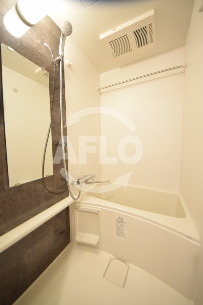 バス・シャワールーム　エスリード難波THE FIRST　風呂