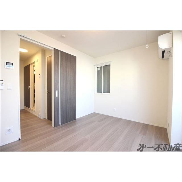 建物外観　洋室