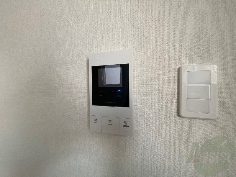 セキュリティ　インターホンは通話ができるので急な訪問があっても安心です。