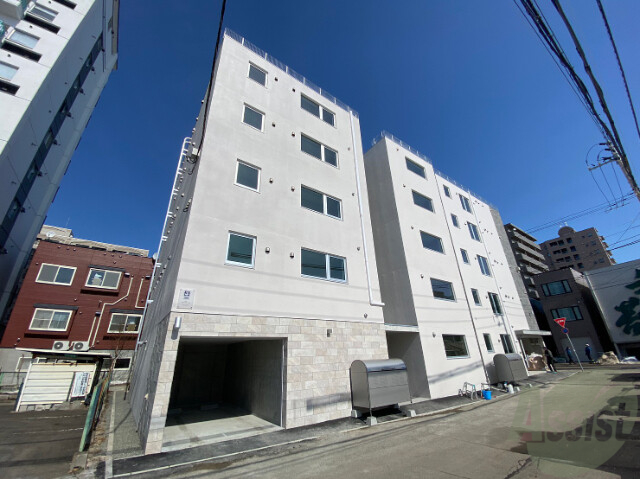建物外観　札幌市中央区南６条西「ｂｌａｎｃ　ｉｒｉｓ」