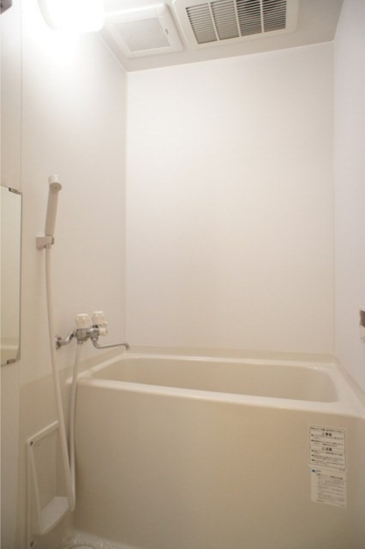 バス・シャワールーム　図面と現状に相違がある場合には現状を優先