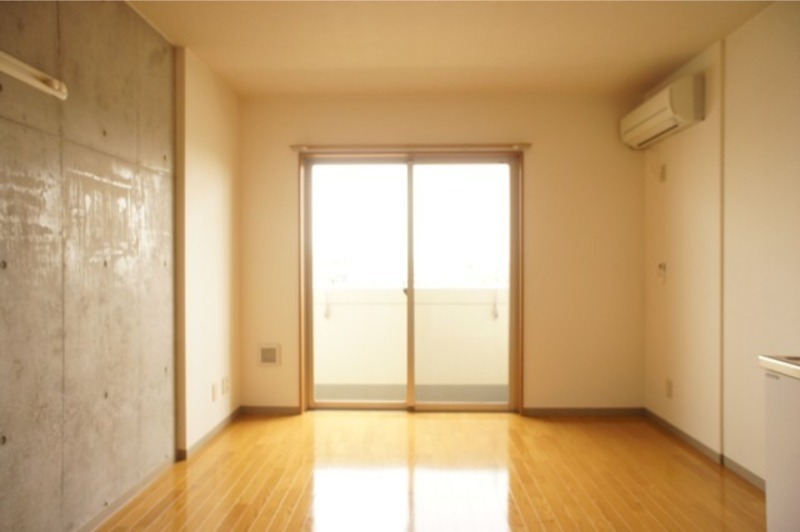 居室・リビング　図面と現状に相違がある場合には現状を優先