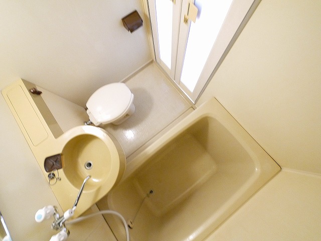 バス・シャワールーム　日々の疲れを癒すお風呂付です