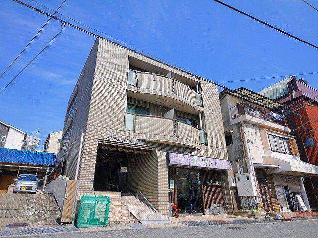 建物外観　外観は落ち着いています