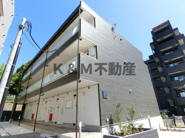 エントランス　清潔なエントランスです