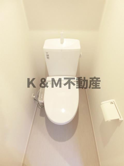 トイレ　清潔感のあるトイレです