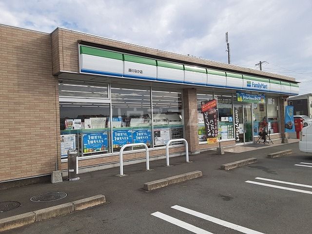 コンビニ　ファミリーマートなか店（コンビニ）まで3981m