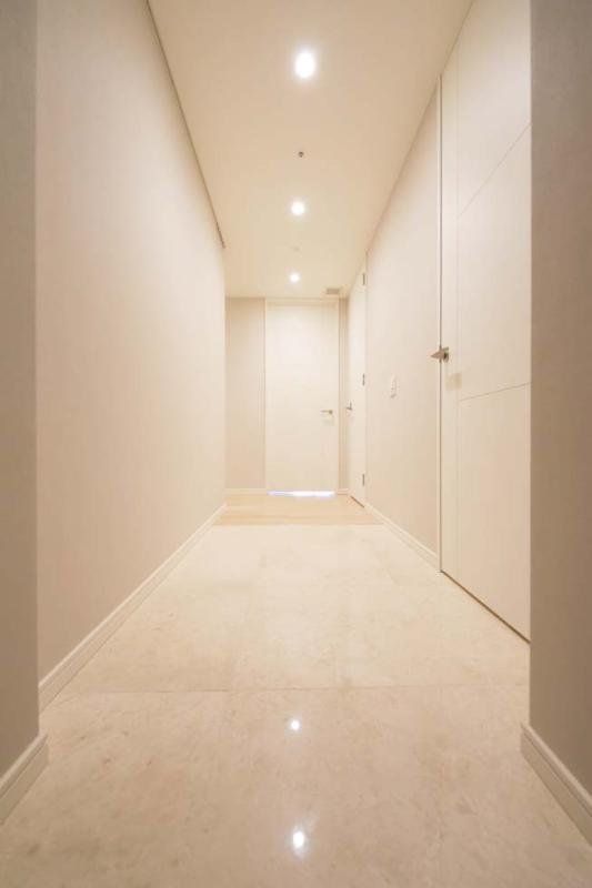 玄関　物件画像