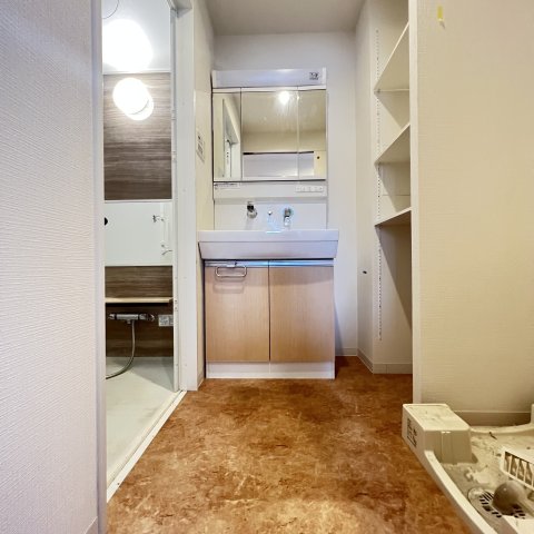 洗面設備　同仕様タイプです