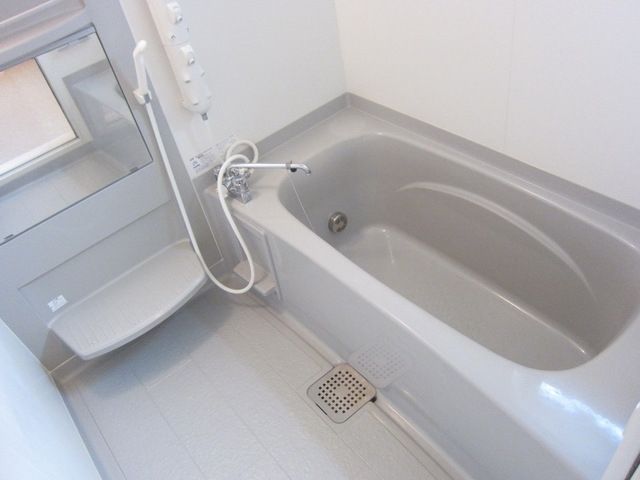 バス・シャワールーム　♪ゆったり一坪バスルーム♪