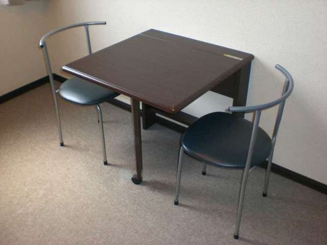 居室・リビング　★机★