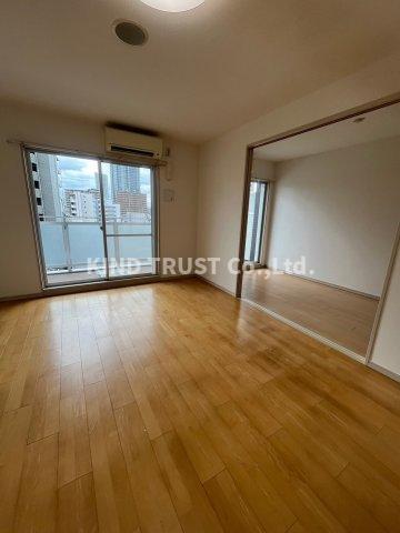 居室・リビング　ゆったりとした居間です