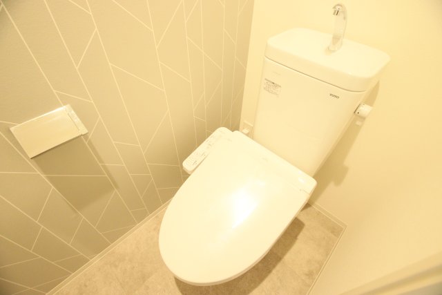 トイレ　※他の号室の参考写真です※