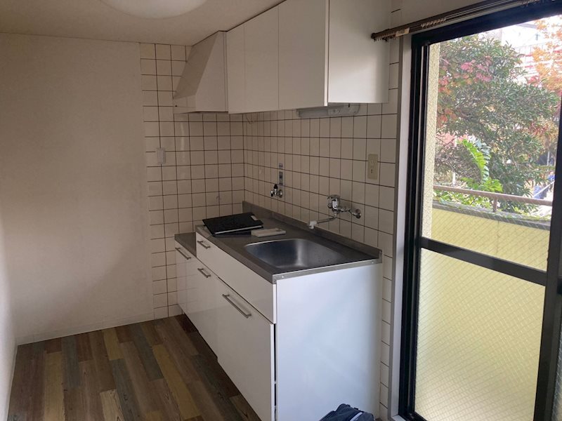 キッチン　203号室(2024.12.7)