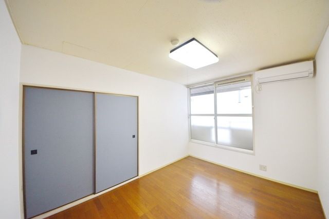 居室・リビング　タウンハウジング府中店まで