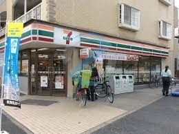 コンビニ　セブンイレブン江戸川南篠崎2丁目店（コンビニ）まで240m