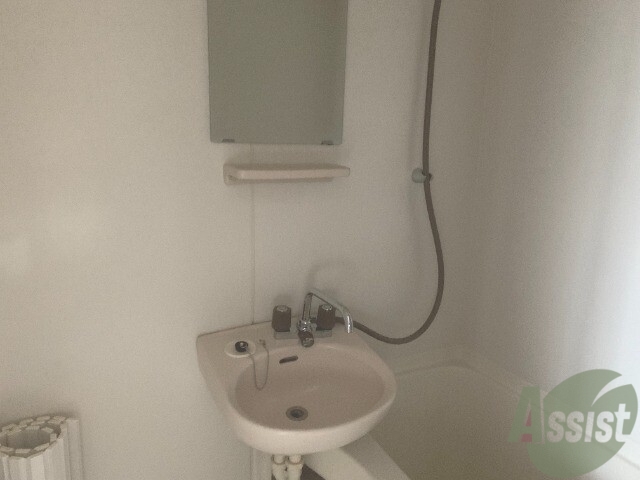 洗面設備　洗面所はこちらをお使いください。結構広く感じました。