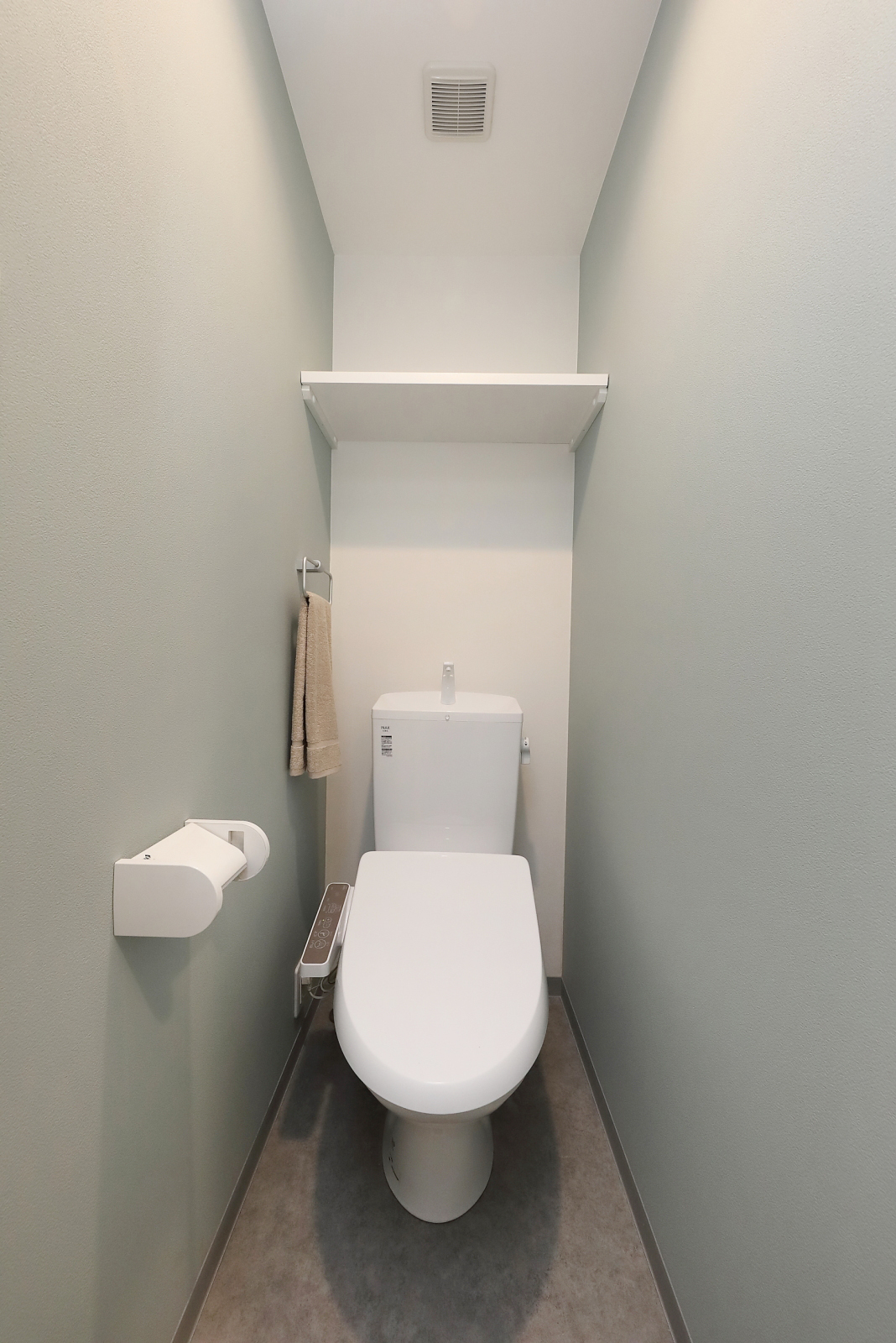 トイレ　温水洗浄便座