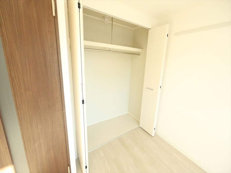 収納　クローゼット（収納充実してます）