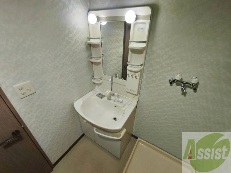 洗面設備　シャンプードレッサーで身支度もラクラクです！