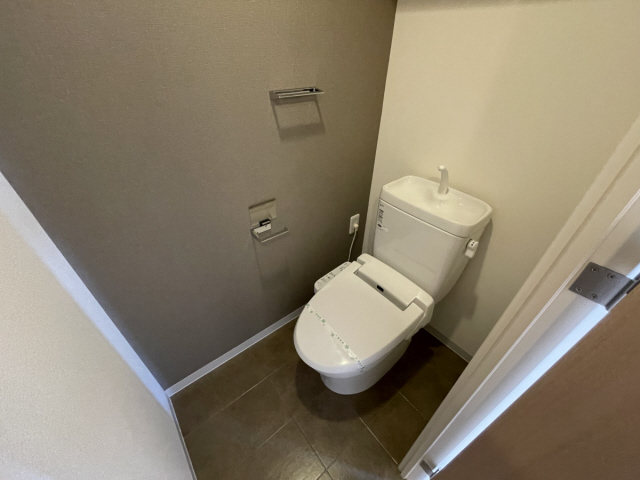 トイレ　リビング