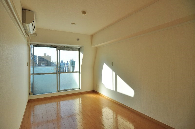 居室・リビング　※他号室写真