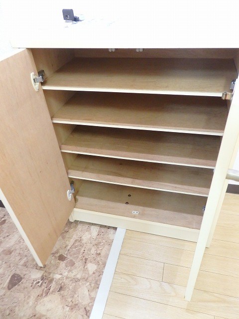 玄関　※他号室写真