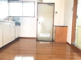 玄関　★お問い合わせはタウンハウジングまで★