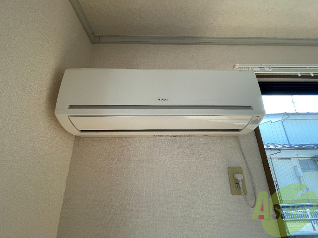 その他設備　エアコンは設置済みです。これからの季節には欠かせませんね。