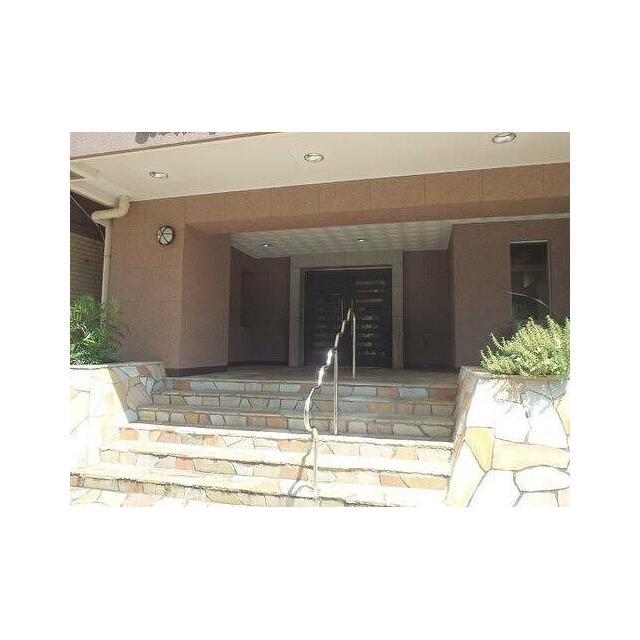 エントランス　エントランス　※前回募集時2020年8月の写真