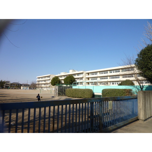 小学校　富士見市立みずほ台小学校（小学校）まで283m