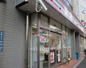 コンビニ　セブンイレブン恵比寿駅北店（コンビニ）まで202m