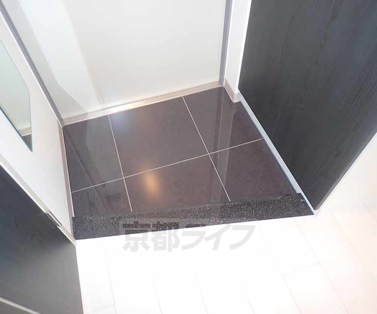 玄関　すっきりとした玄関です。