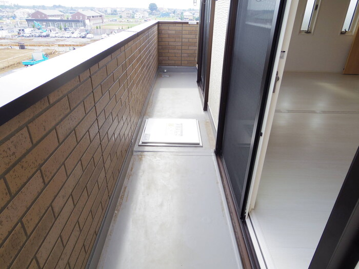 バルコニー　バルコニー
