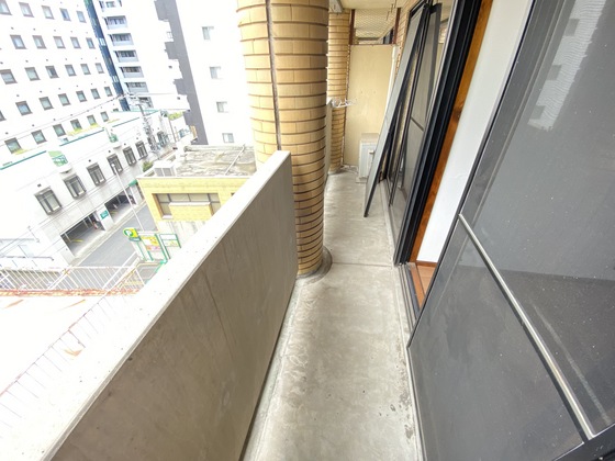 バルコニー　※別部屋の写真です