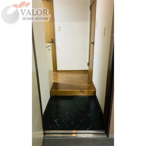 玄関　物件画像