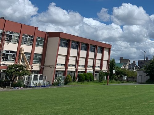 小学校　小金井市立 本町小学校（小学校）まで634m