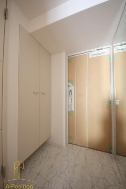 玄関　セイワパレス京町堀