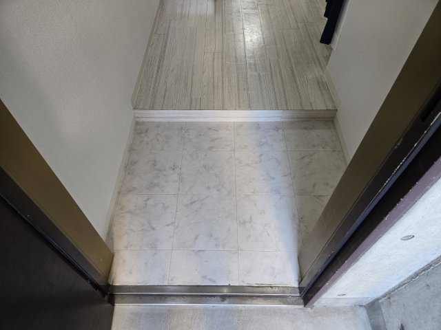 玄関　ハウス108泉